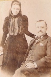 Elizabeth Ann 'Bessie' and John Hogg